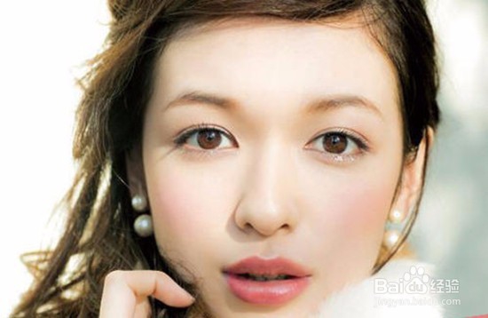 初学者学习画眼线,需要注意什么?