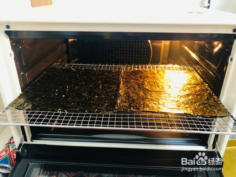 芝麻夹心海苔脆的做法