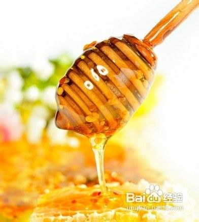 冬天嘴唇干裂怎么办怎样保养嘴唇