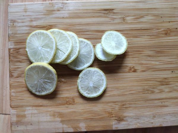 黄西瓜柠檬薄荷饮