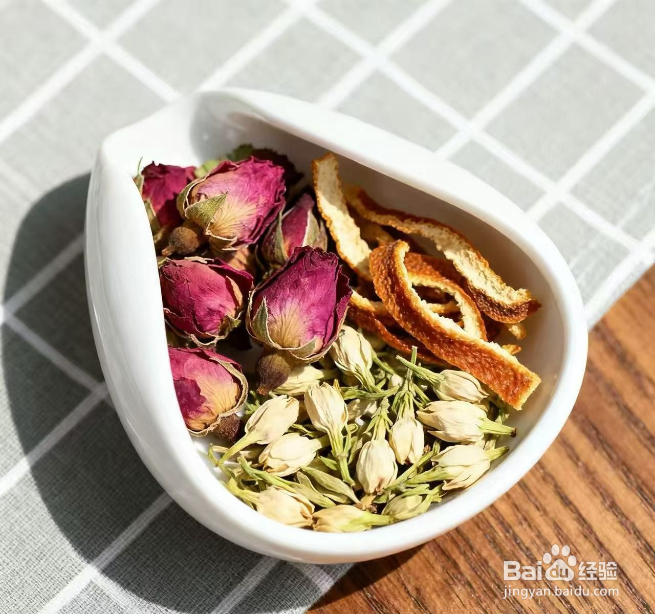 如何搭配花草茶