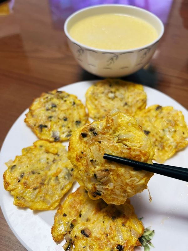 白萝卜香菇鸡蛋饼