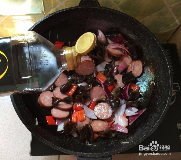 怎么做小炒红肠