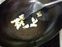 杏鲍菇焖土豆片的做法
