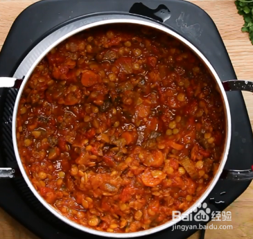 扁豆蘑菇茄酱拌意大利面