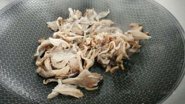 香辣孜然葱葱菇