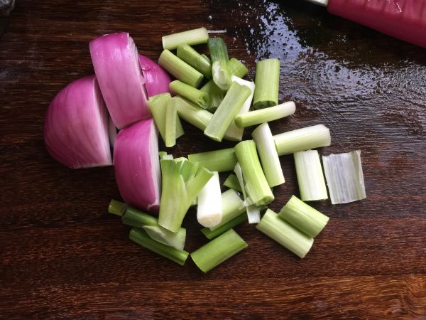 酱爆猪肝盖浇饭