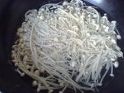 简单又特别芥末金针菇的做法