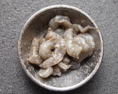 鲜橙腰果沙拉酥虾