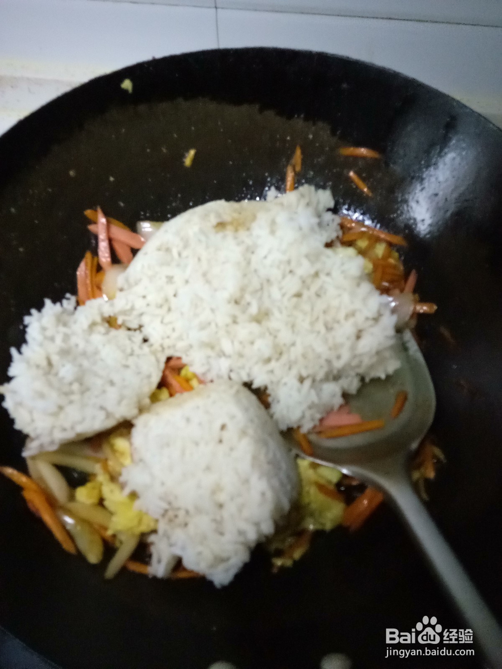 简单洋葱鸡蛋炒饭