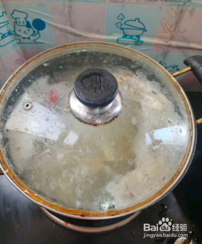 家常菜：腊排萝卜汤