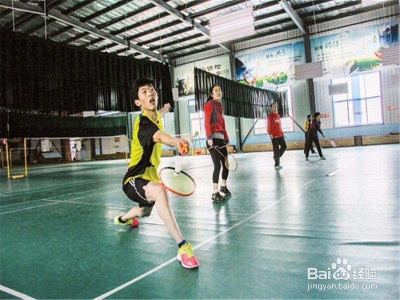 羽毛球比赛里面得分的技巧