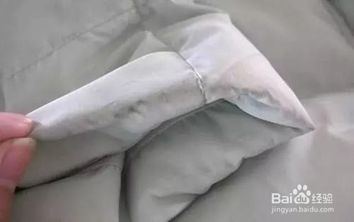 羽绒服去污渍的小妙招