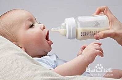 怎样给宝宝断夜奶？