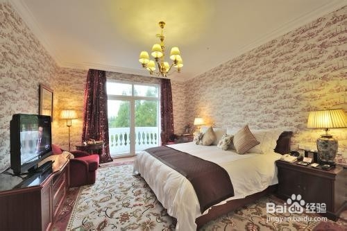 出门旅游，青年旅社和宾客房该怎选？有何优缺？