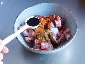 怎么做香烤牙签肉