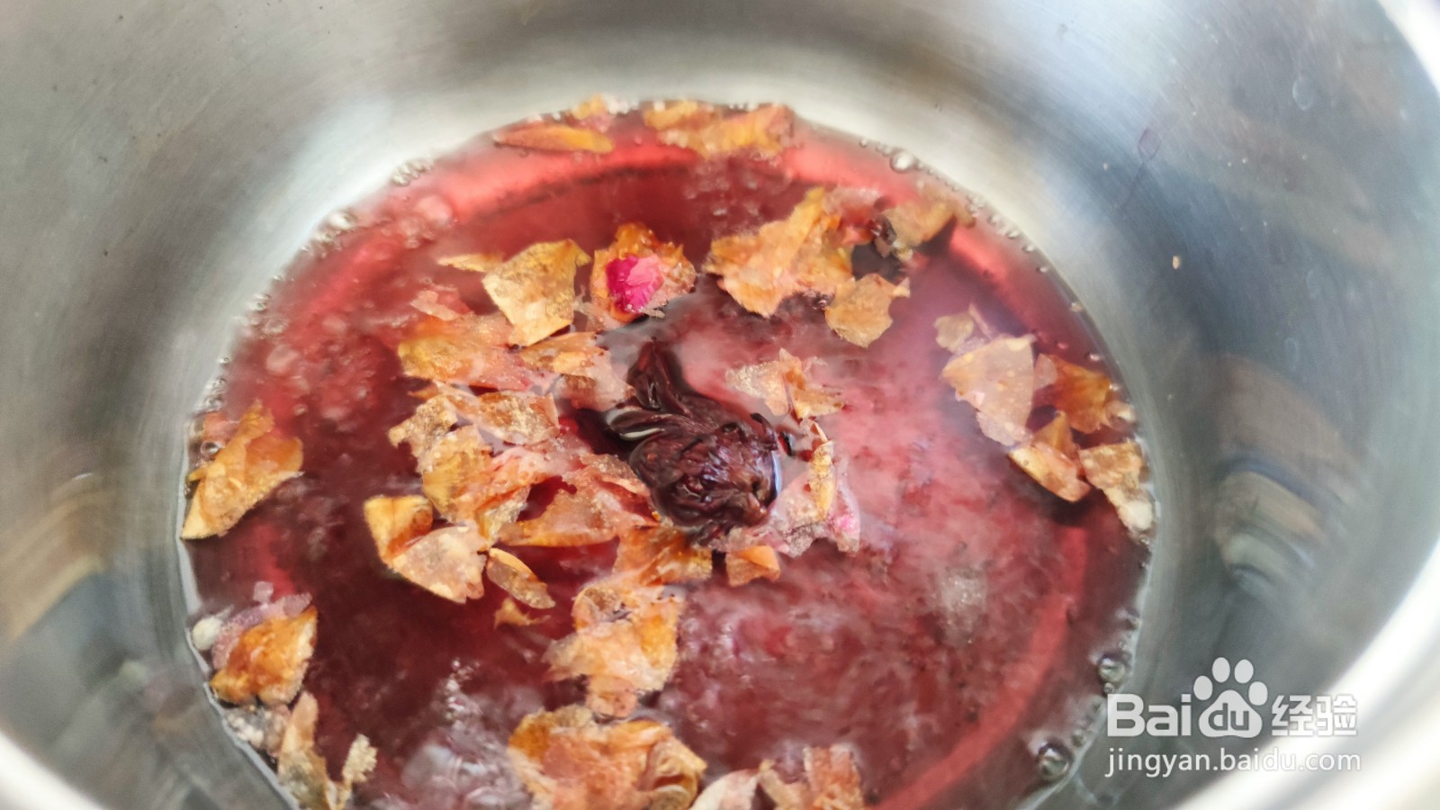 洛神桂圆蜜枣八宝饭