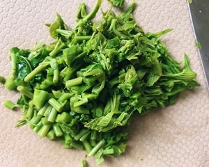 食补养生香椿芽拌豆腐的做法