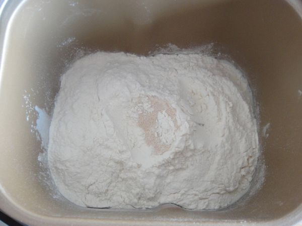 培根罗勒芝士面包