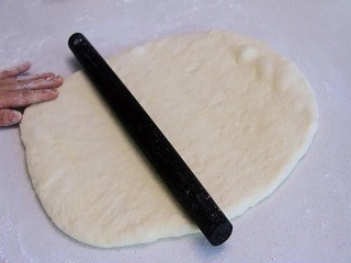 玫瑰酱手撕甜吐司怎么做？