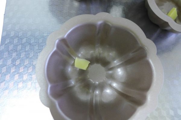 淡奶油橙汁小蛋糕