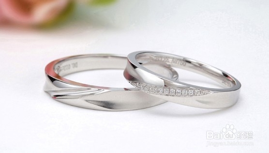 浅谈2013年人气情侣婚戒