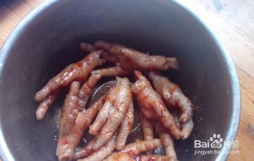 如何做美味的烤鸡爪