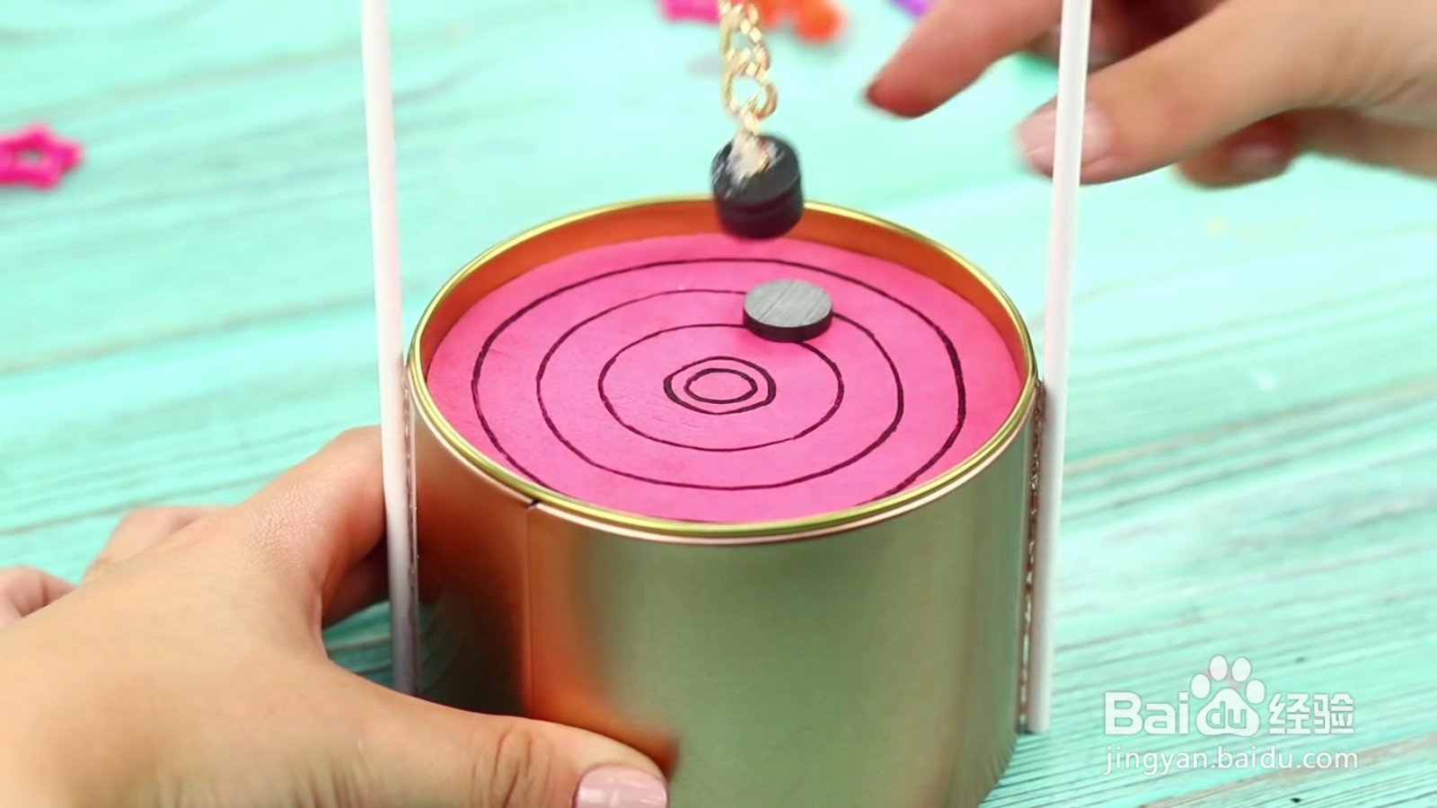 如何DIY一个有趣的磁铁钟摆?