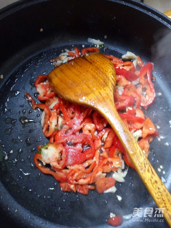 辣椒炒皮蛋豆腐