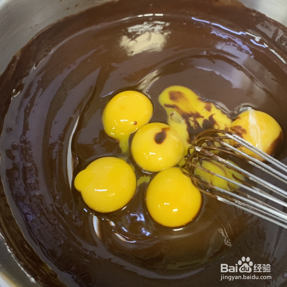 自己做巧克力戚风蛋糕