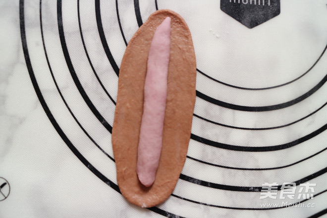 粉嫩豹纹吐司