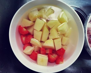 红烧土豆胡萝卜牛腩的做法