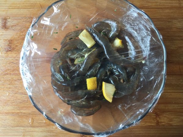 迷迭香柠檬烤虾