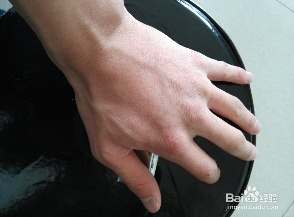 教你们如何用剪卡器剪成micro sim大小