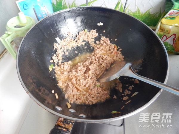 肉末烧豆腐的做法