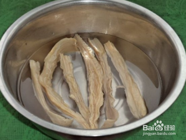 腐竹香菇炒黄瓜的做法