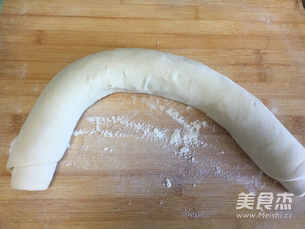 枣泥蝴蝶卷的做法