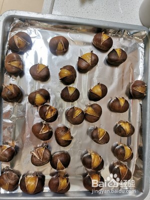 剥熟板栗壳的方法