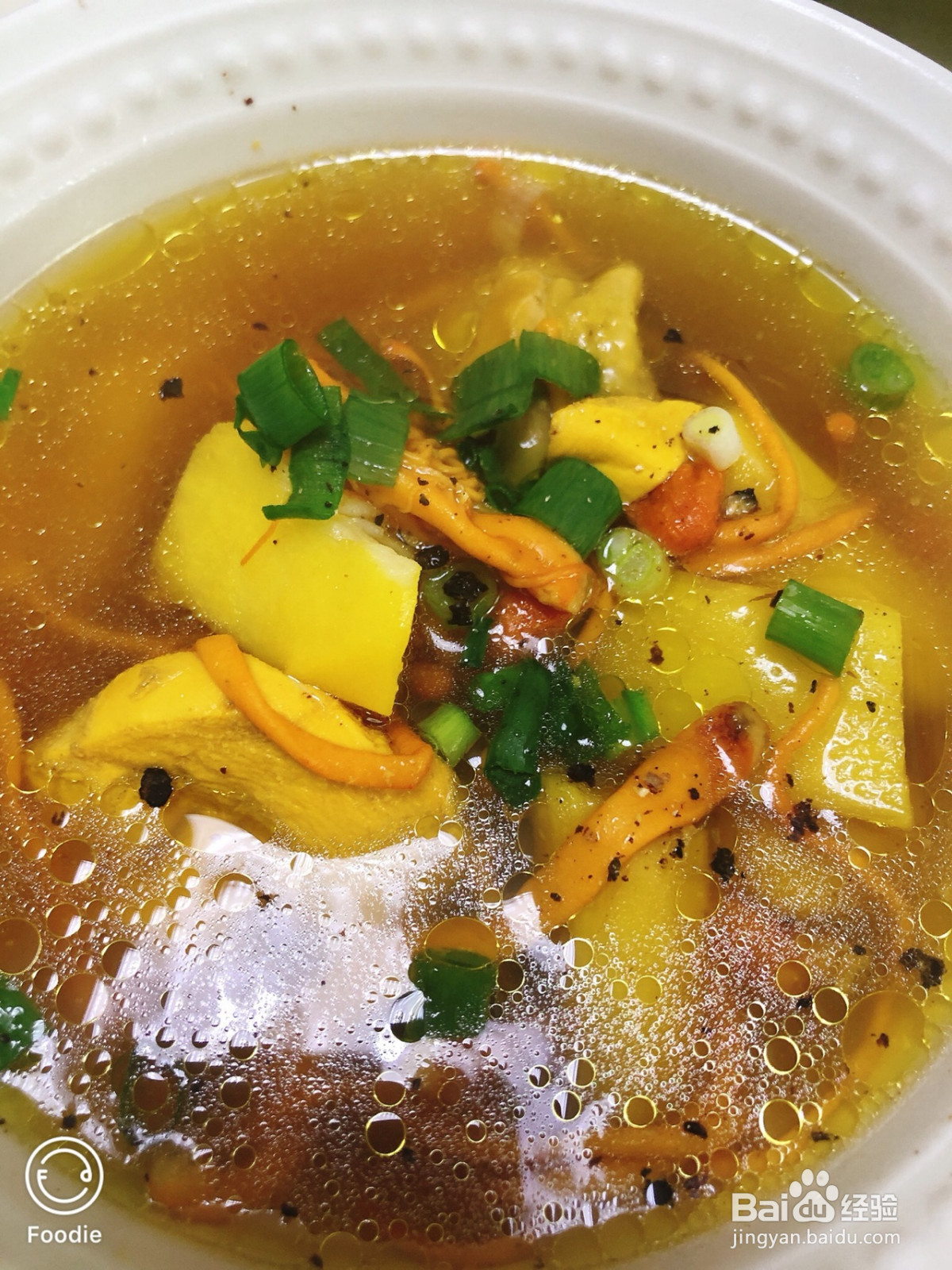 山药虫草花炖老母鸡汤的做法