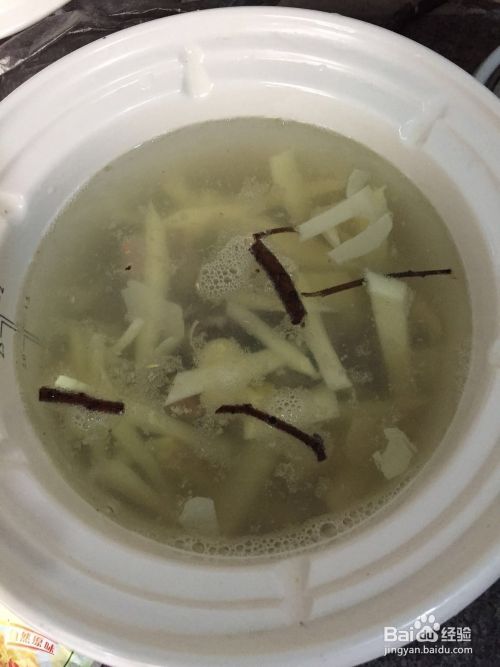 酸笋排骨汤的做法 清甜爽口适合夏季
