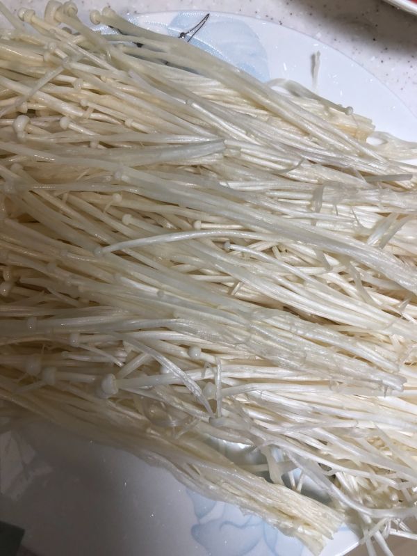 茄汁金针菇肥牛