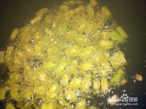 家常饭菜随意做——菠菜鸡蛋汤泡饼