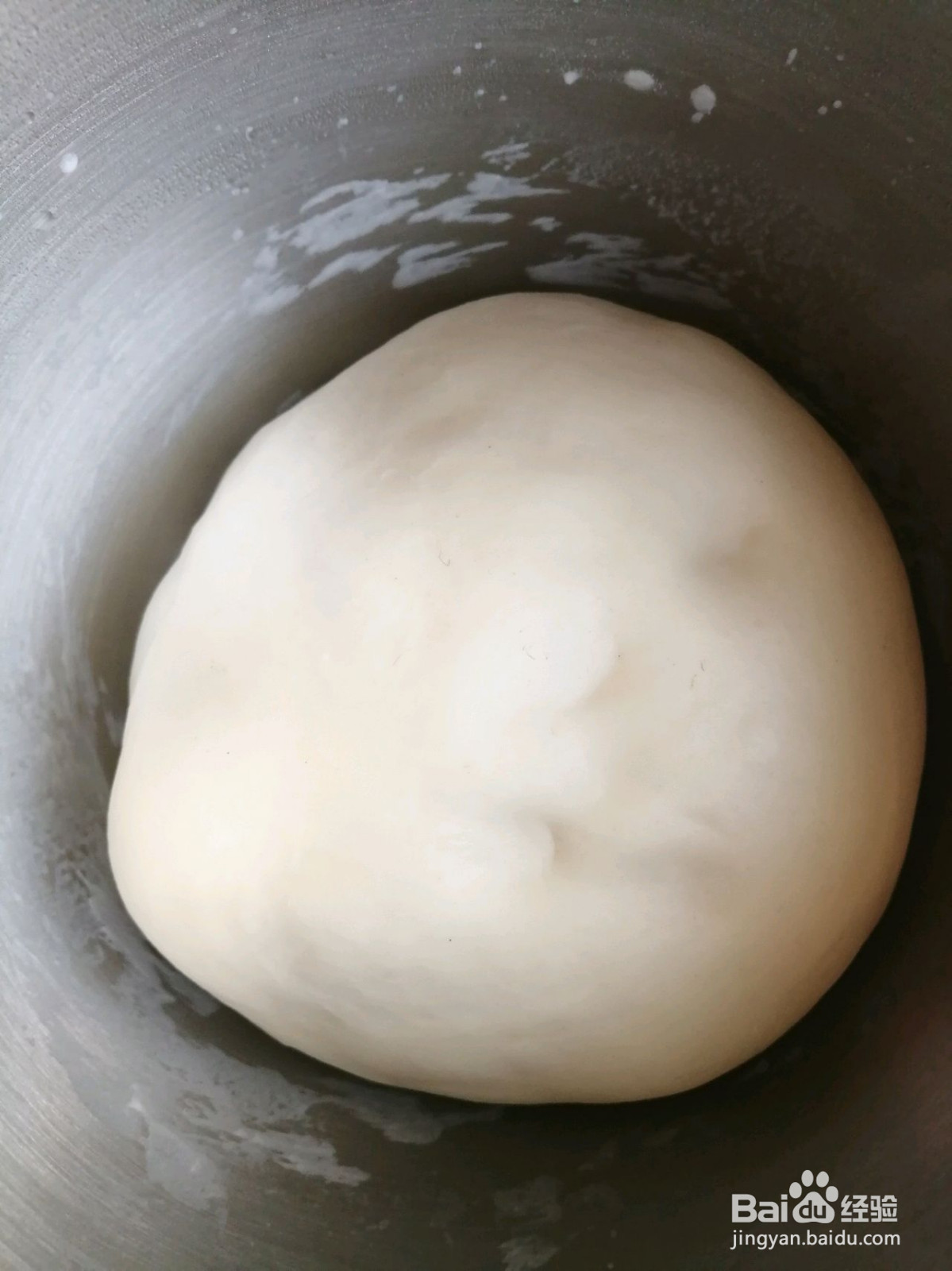 醇熟椰丝牛奶餐包的做法