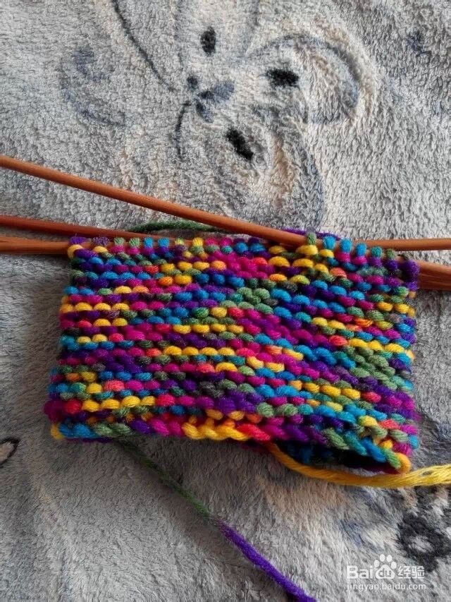 婴儿百天摄影毛线帽的编织方法