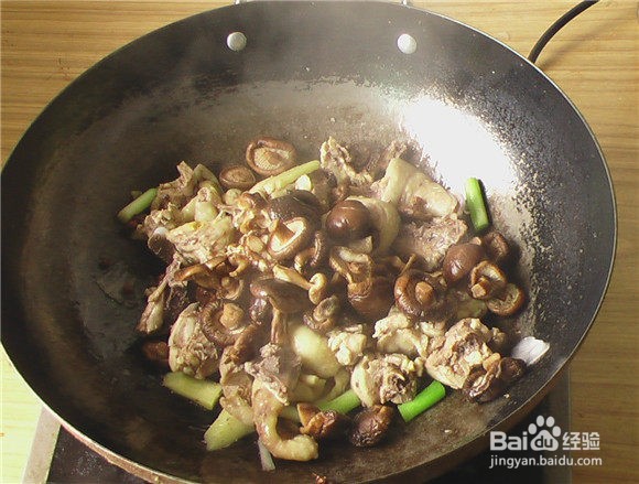 香菇炖鸡制作方法