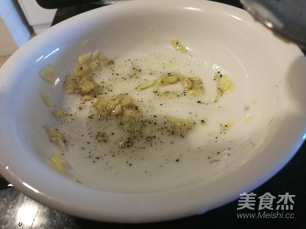 蒜香吐司条的做法