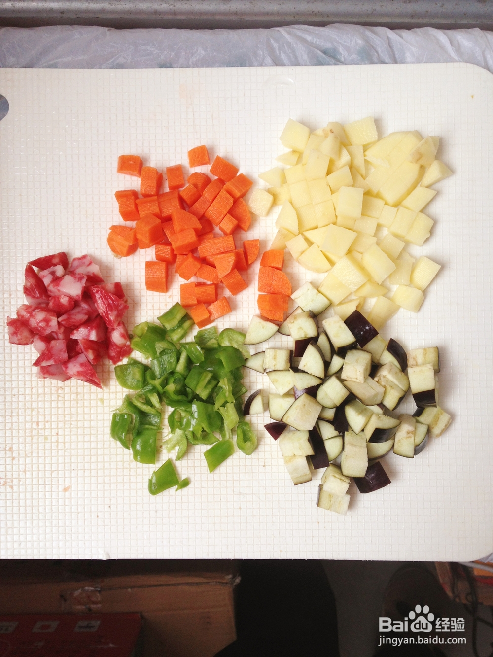 宿舍美食----电饭煲腊味煲仔饭