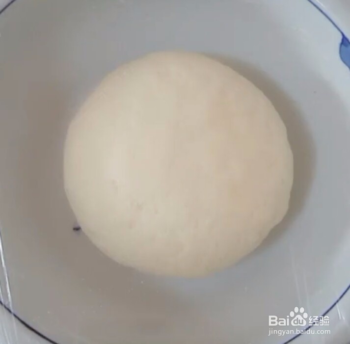 在家做甜甜圈