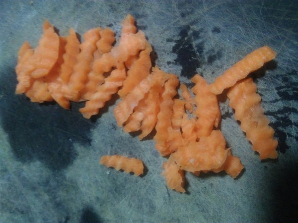 腊肉炒蒜苗的做法