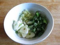 超级好吃春饼的做法,附肉丝炒豆芽,土豆丝做法